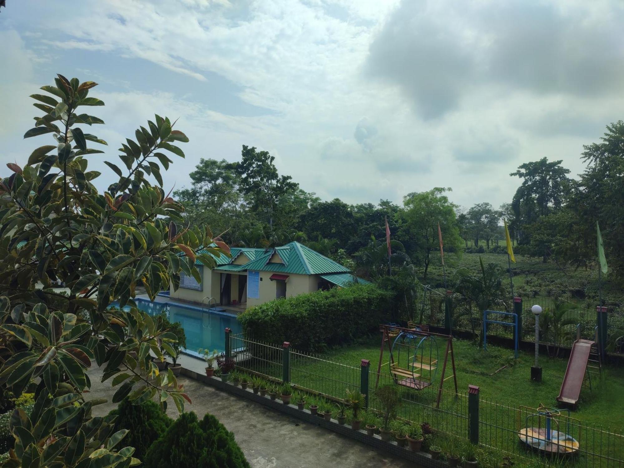 Maa Greenary View - A Holiday Resort Alipur Duar 外观 照片