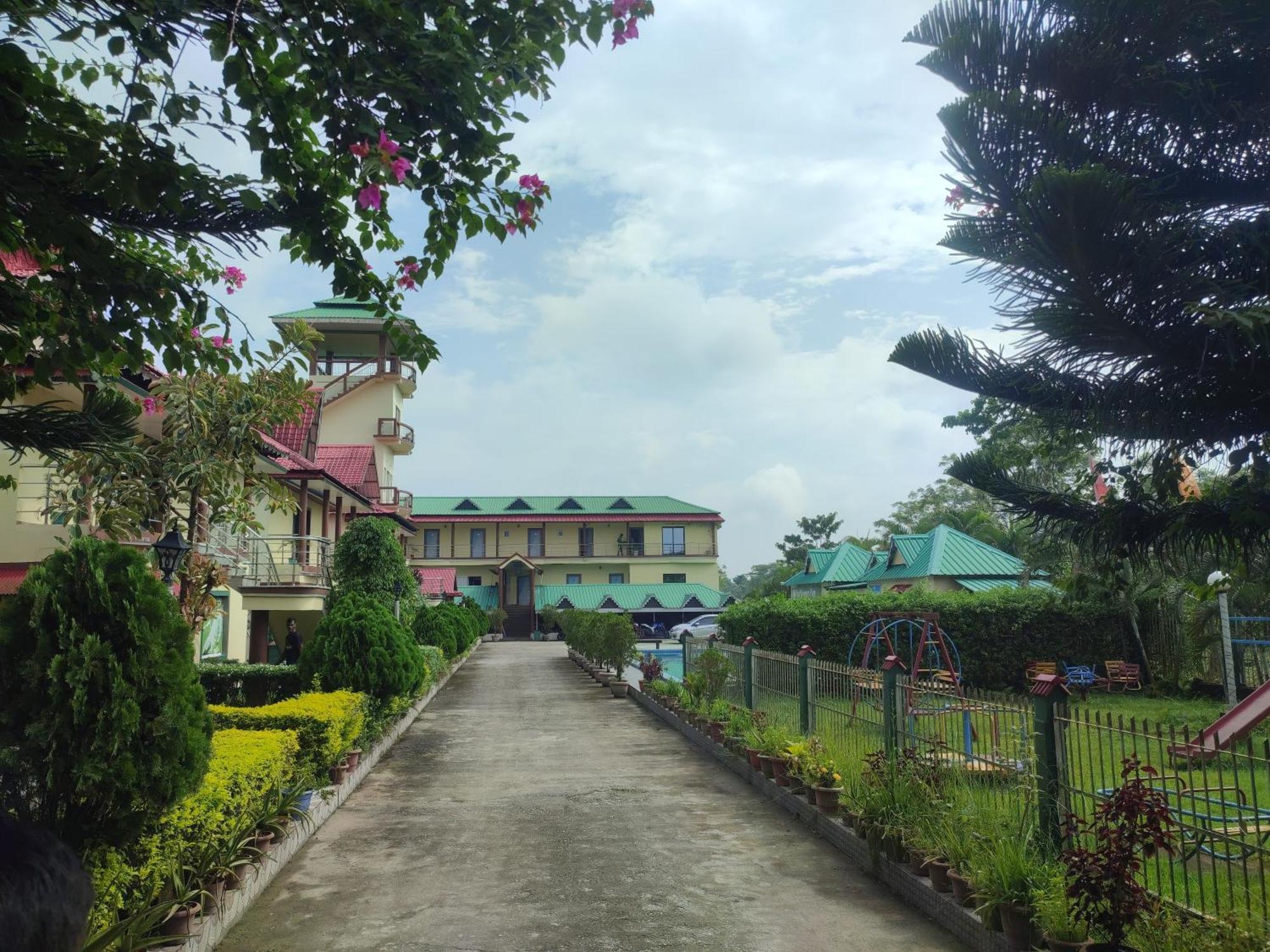Maa Greenary View - A Holiday Resort Alipur Duar 外观 照片